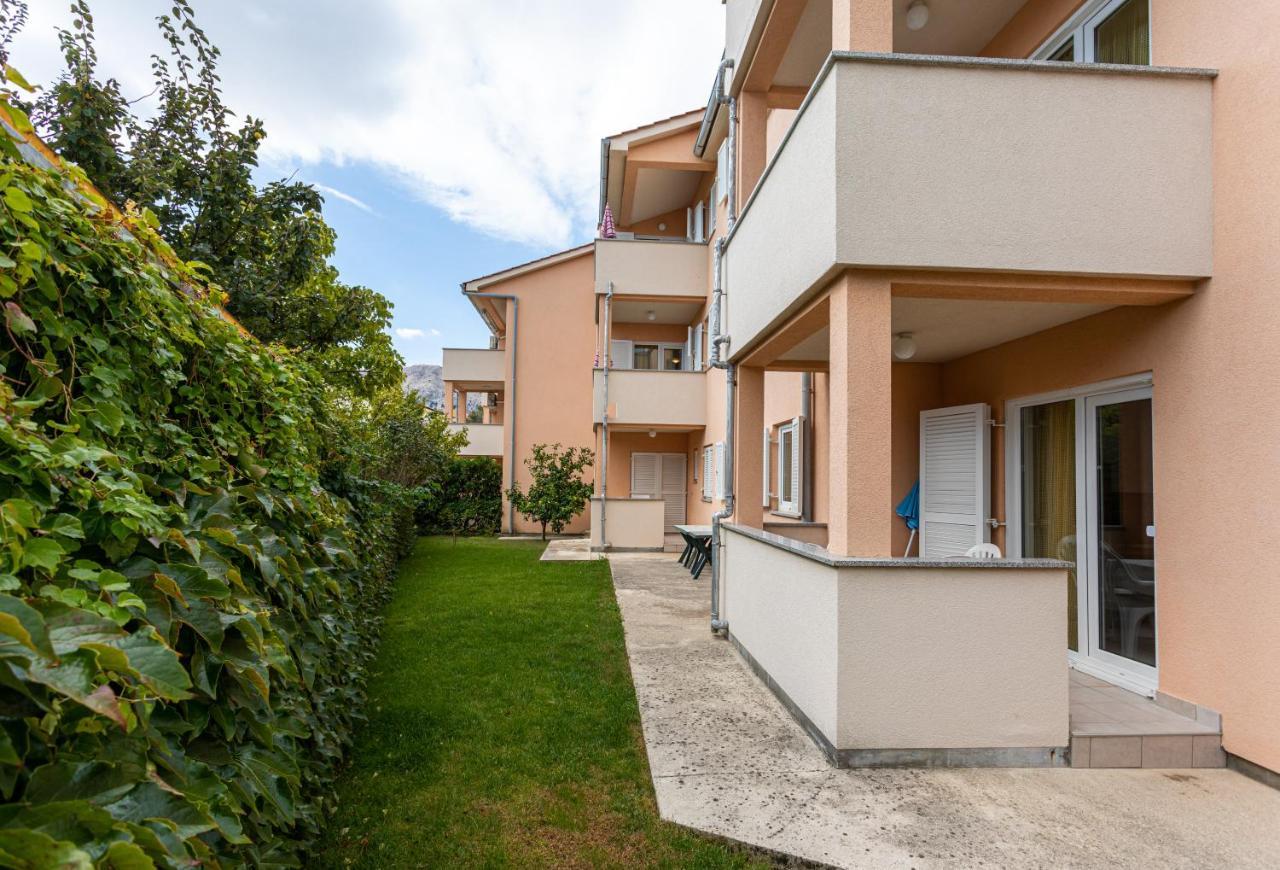 Apartments Crnekovic IV Baška Exterior foto